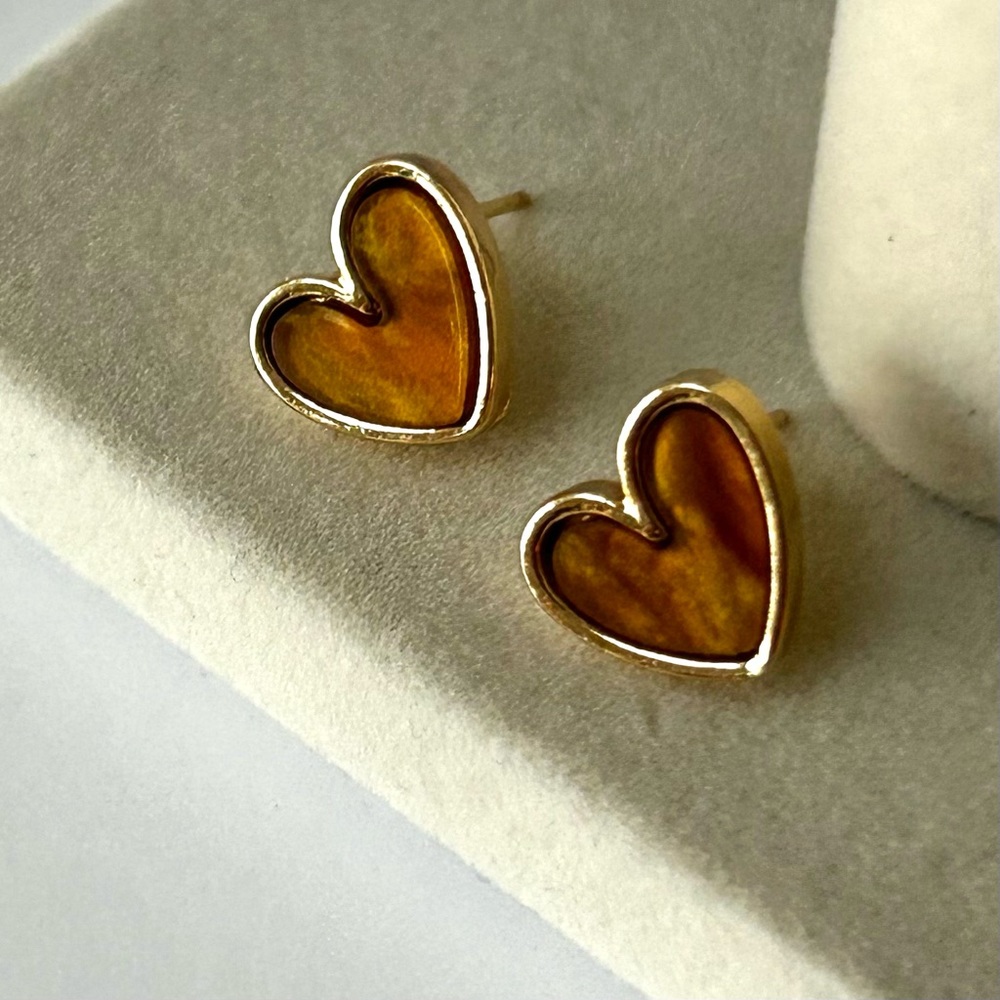 🍂Sweet Heart Earrings. Cheetah, Brown or Ivory with Gold. - Picture 2 of 12